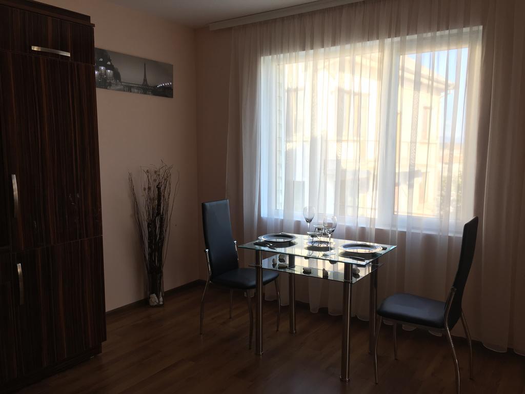 Triglav Edelweiss Guest House Pavel Banea Exterior foto